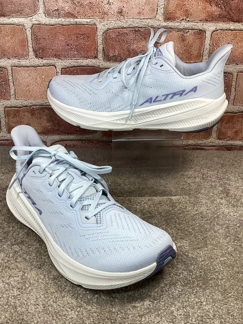 Altra Experience Flow 2 women’s running shoes sneakers size 8.5